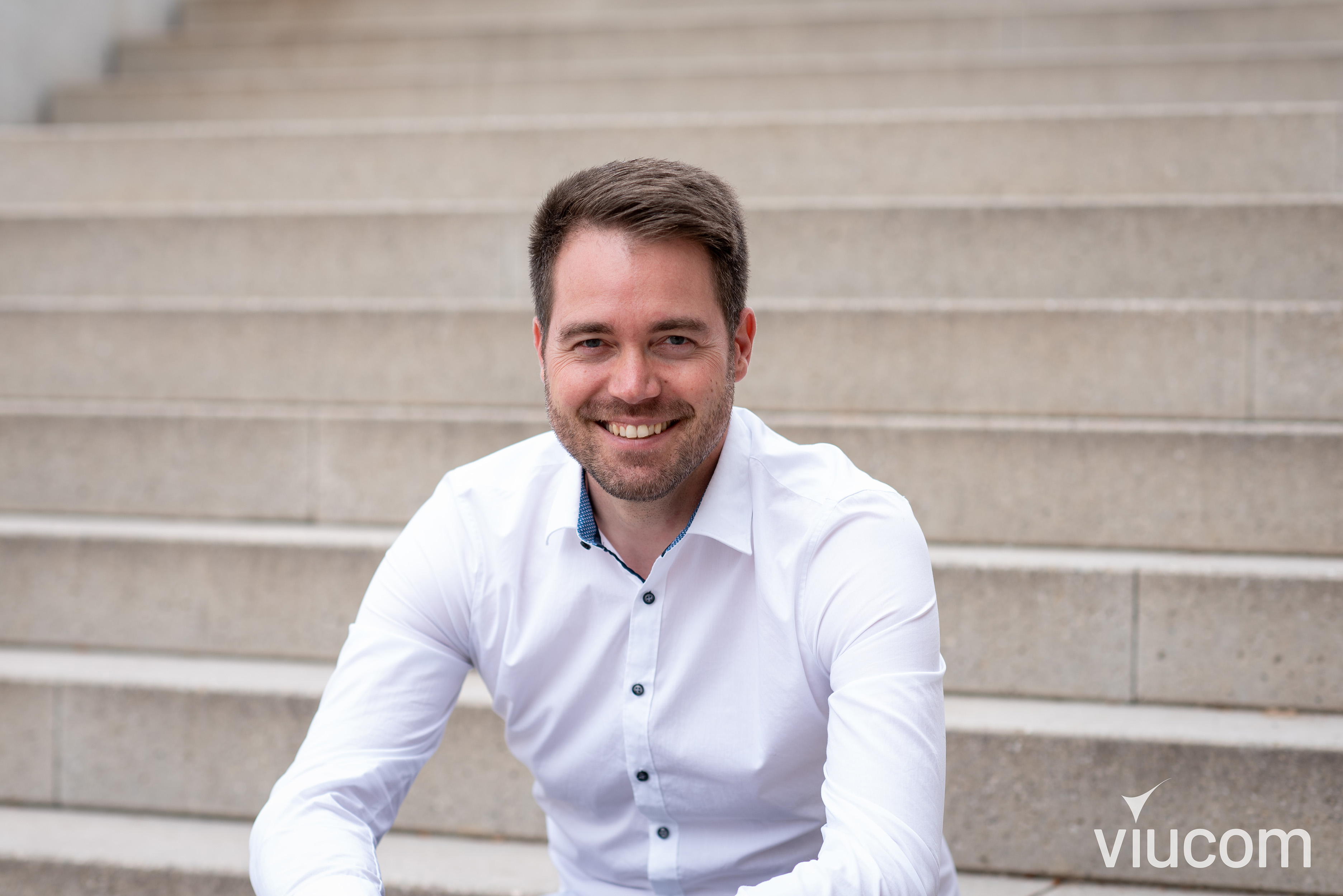 Portrait von Simon Back